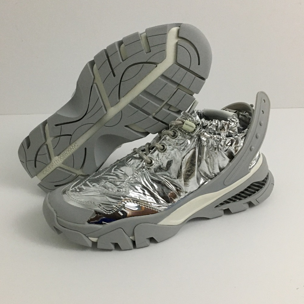 Calvin Klein 205W39NYC Caramene 8 Space blanket